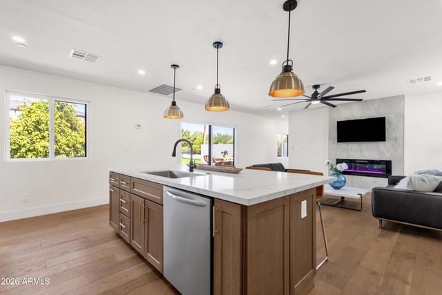 10620 N 84TH Street, Scottsdale, AZ 85260