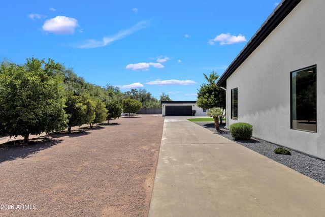 10620 N 84TH Street, Scottsdale, AZ 85260