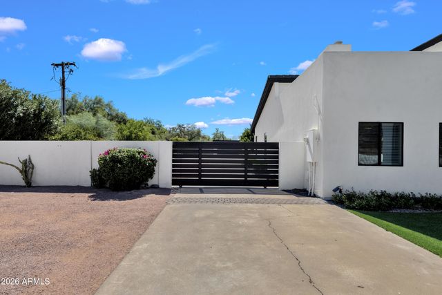 10620 N 84TH Street, Scottsdale, AZ 85260