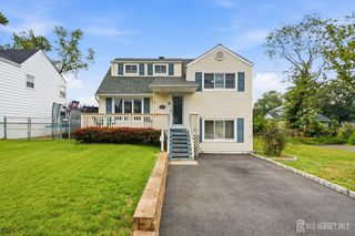 2 Carter Place, Sayreville, NJ 08859