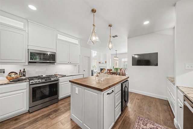 217 Huffman Bluff, Keller, TX 76248