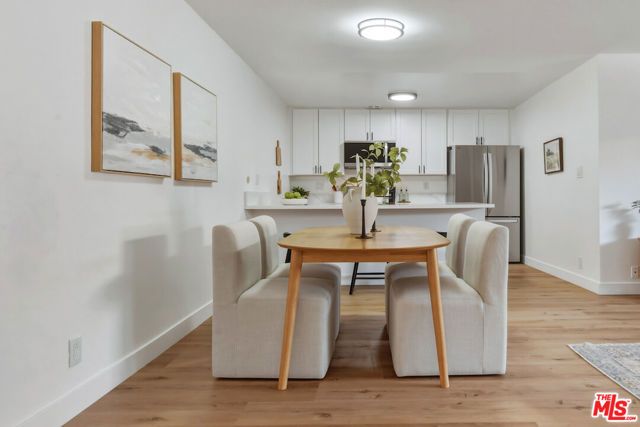 5403 Newcastle Avenue 19, Encino (los Angeles), CA 91316