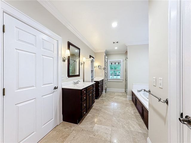 2135 SW 55th Avenue, Vero Beach, FL 32968