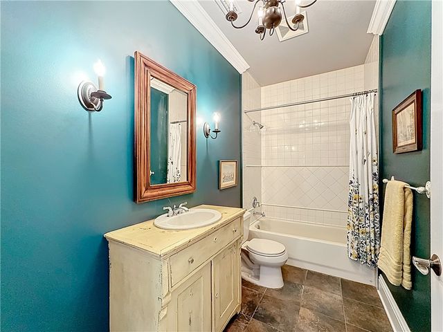 2135 SW 55th Avenue, Vero Beach, FL 32968