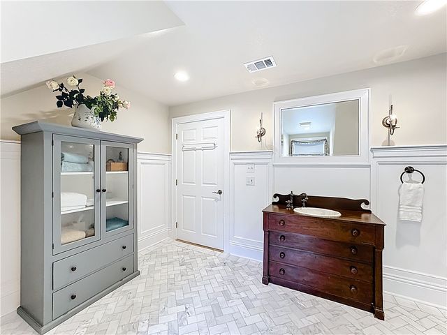 2135 SW 55th Avenue, Vero Beach, FL 32968