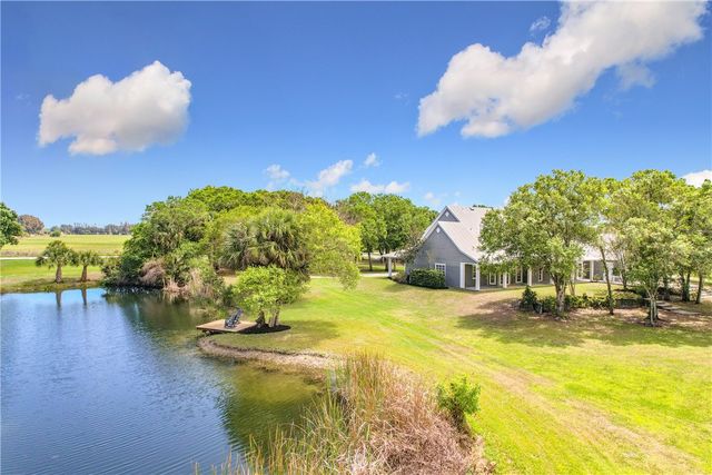 2135 SW 55th Avenue, Vero Beach, FL 32968