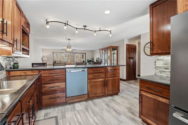 1012 Village Square Lane, Altoona, WI 54720