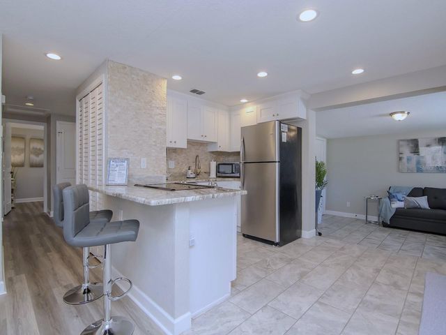 2613 E 111TH AVENUE, Tampa, FL 33612