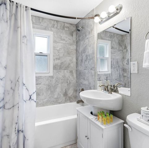 2613 E 111TH AVENUE, Tampa, FL 33612