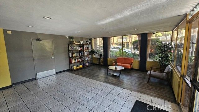 545 Chestnut Avenue 207, Long Beach, CA 90802