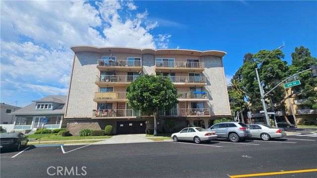 545 Chestnut Avenue 207, Long Beach, CA 90802