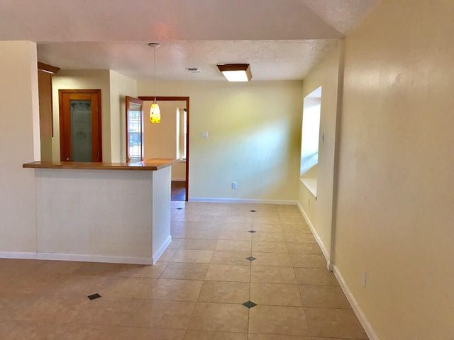 2118 Endicott Lane, Sugar Land, TX 77478