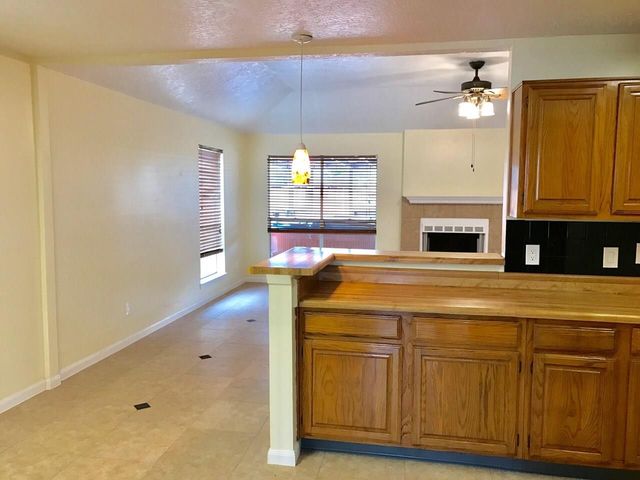 2118 Endicott Lane, Sugar Land, TX 77478