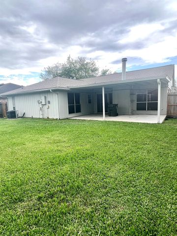 2118 Endicott Lane, Sugar Land, TX 77478