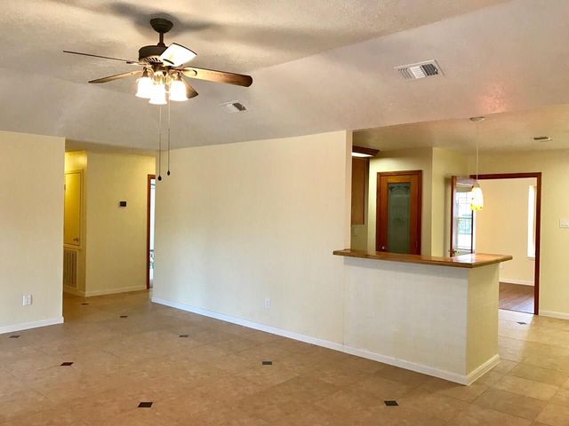 2118 Endicott Lane, Sugar Land, TX 77478