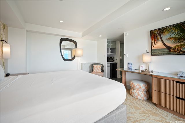 410 Atkinson Drive 1707, Honolulu, HI 96814
