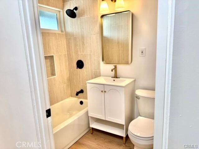 2324 W Palm Avenue, Orange, CA 92868