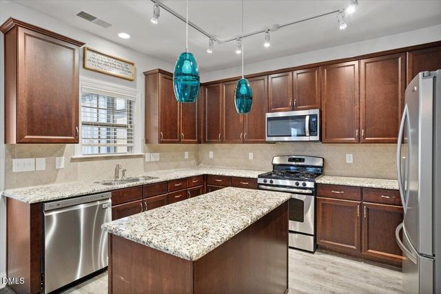 419 Lone Pine Loop, Fuquay Varina, NC 27526