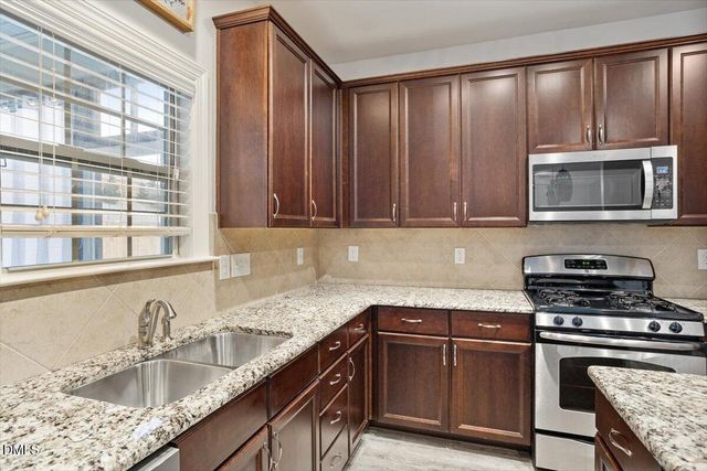 419 Lone Pine Loop, Fuquay Varina, NC 27526