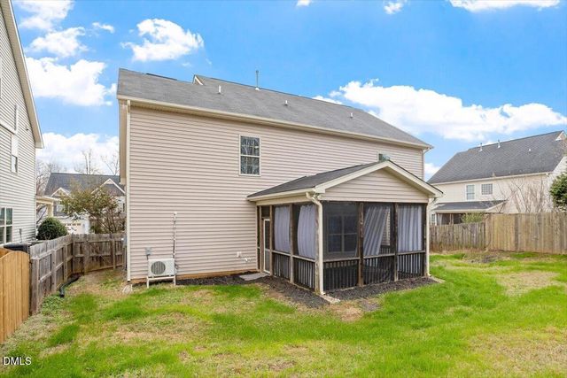 419 Lone Pine Loop, Fuquay Varina, NC 27526