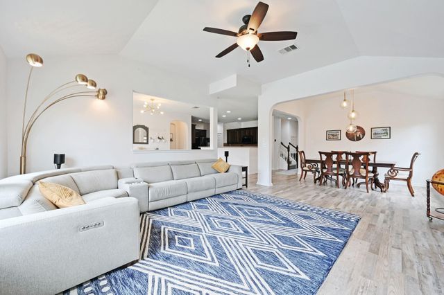 1100 Willowbrook DR, Cedar Park, TX 78613