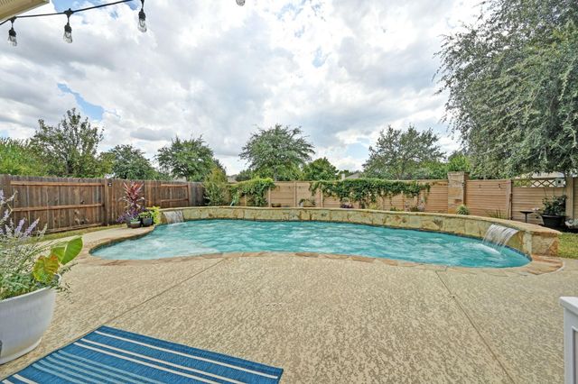 1100 Willowbrook DR, Cedar Park, TX 78613