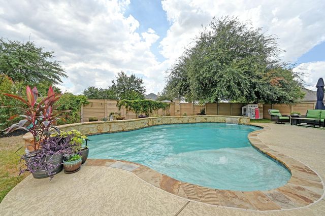 1100 Willowbrook DR, Cedar Park, TX 78613