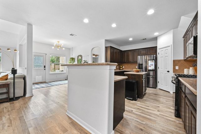 1100 Willowbrook DR, Cedar Park, TX 78613