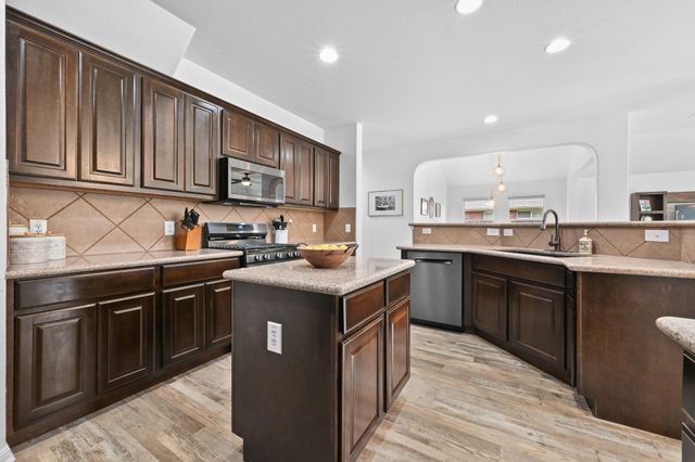 1100 Willowbrook DR, Cedar Park, TX 78613