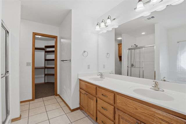 1717 SW 33rd Street, Moore, OK 73160