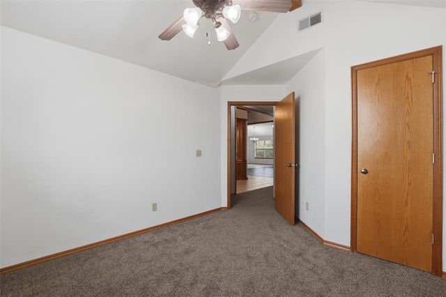 1717 SW 33rd Street, Moore, OK 73160