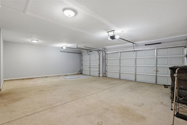 1717 SW 33rd Street, Moore, OK 73160