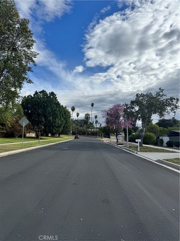 2866 Anna, Riverside, CA 92506