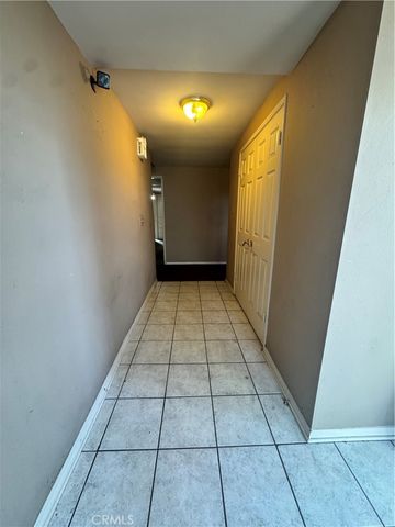 2866 Anna, Riverside, CA 92506