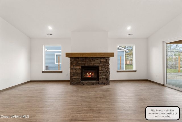 8966 W Swather AVE, Rathdrum, ID 83858