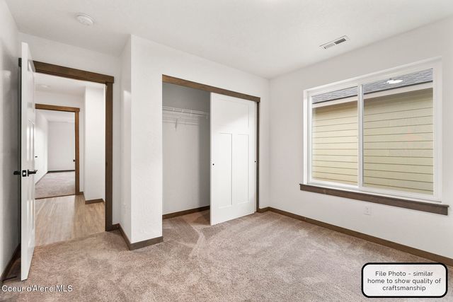 8966 W Swather AVE, Rathdrum, ID 83858