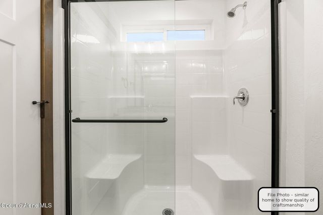 8966 W Swather AVE, Rathdrum, ID 83858