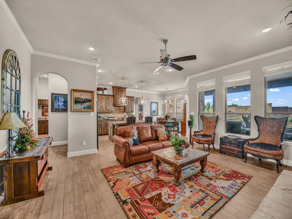 2125 Vanderbilt Drive, Weatherford, TX 76088 — photo 5