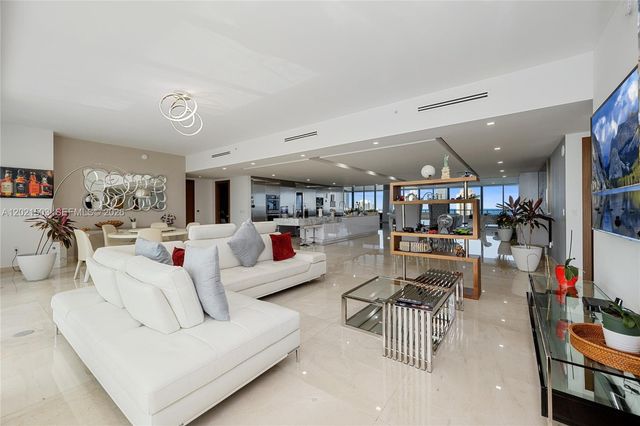 5500 Island Estates Dr 1404 & 1405N, Aventura, FL 33160
