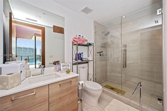 5500 Island Estates Dr 1404 & 1405N, Aventura, FL 33160