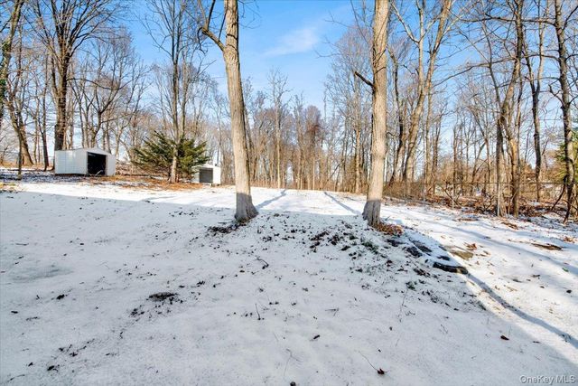 204 Dahlia Drive, Mahopac, NY 10541