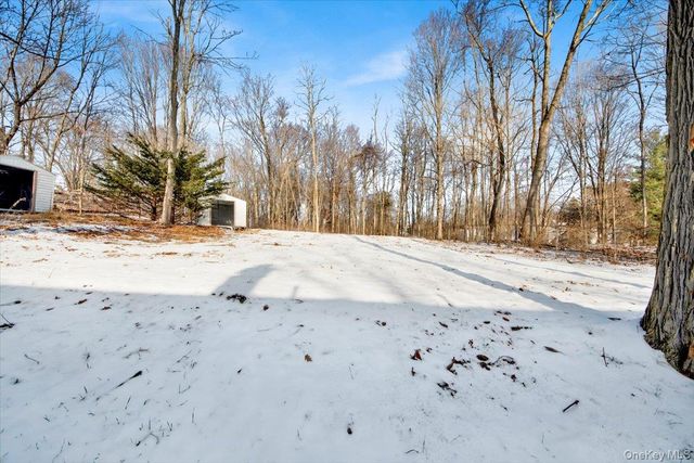 204 Dahlia Drive, Mahopac, NY 10541