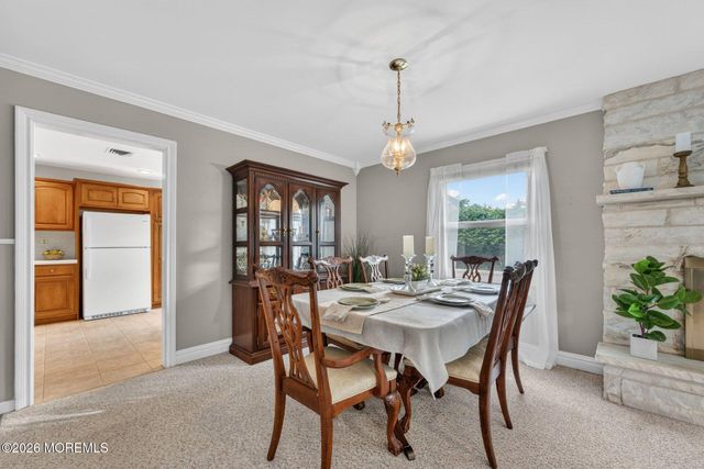 117 Idolstone Lane, Matawan, NJ 07747