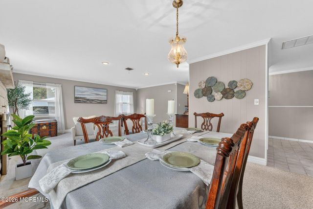 117 Idolstone Lane, Matawan, NJ 07747