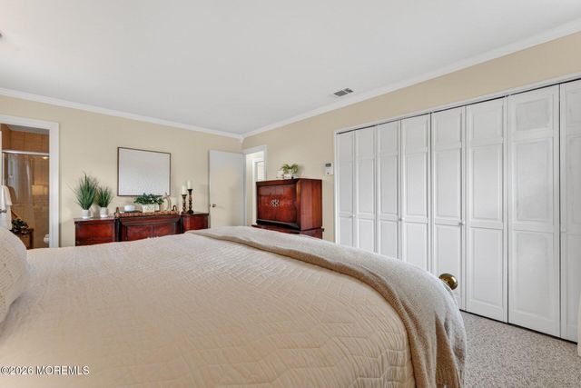 117 Idolstone Lane, Matawan, NJ 07747