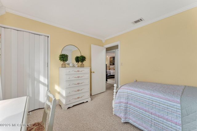117 Idolstone Lane, Matawan, NJ 07747