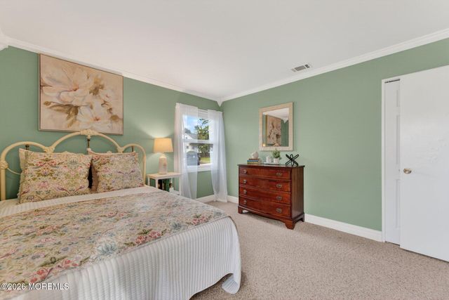 117 Idolstone Lane, Matawan, NJ 07747