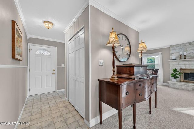 117 Idolstone Lane, Matawan, NJ 07747