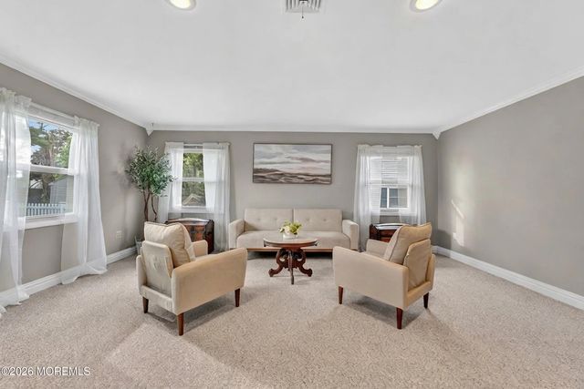 117 Idolstone Lane, Matawan, NJ 07747