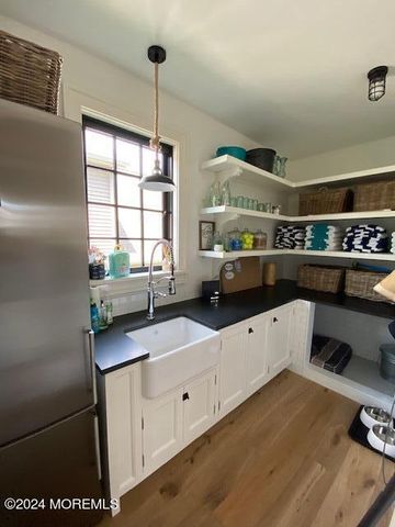 608 Lake Avenue, Bay Head, NJ 08742